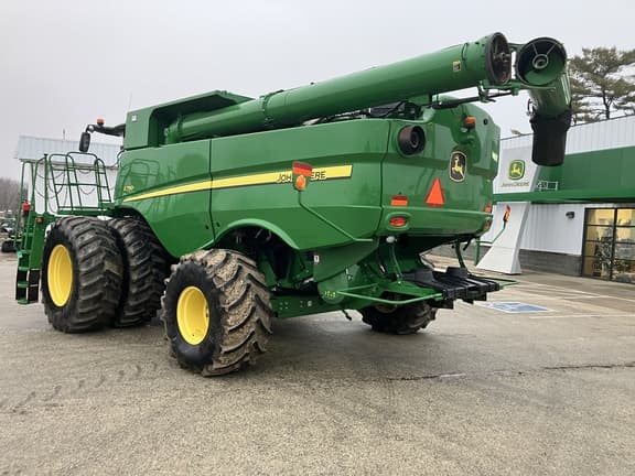 Image of John Deere S790 equipment image 2