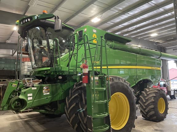 Image of John Deere S790 Primary image