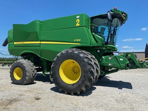 Image of John Deere S790 Primary image