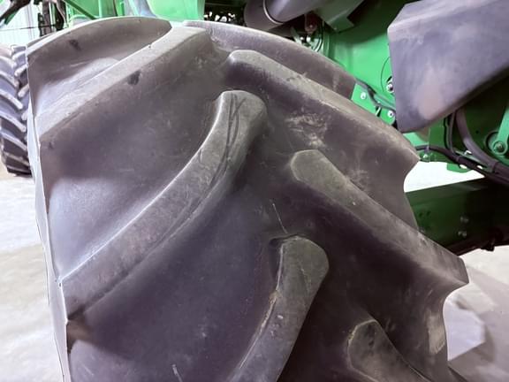 Image of John Deere S790 equipment image 2