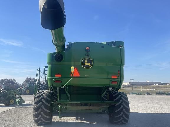 Image of John Deere S790 equipment image 4