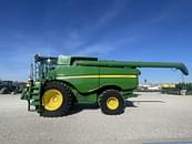 Thumbnail image John Deere S790 1