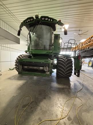 Image of John Deere S790 Primary image