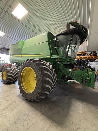 Image of John Deere S790 Primary image