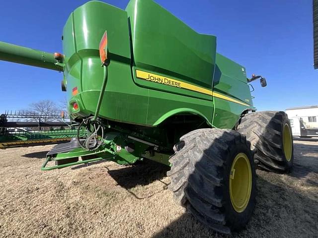 Image of John Deere S790 equipment image 3