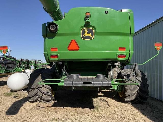 Image of John Deere S790 equipment image 2