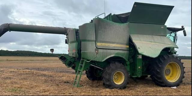 Image of John Deere S790 equipment image 1