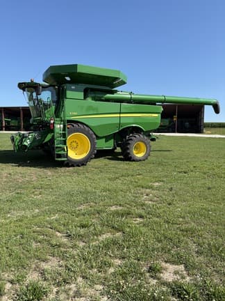 Image of John Deere S790 equipment image 2