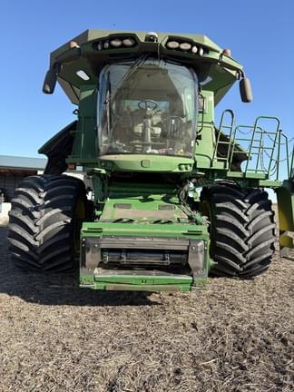 Image of John Deere S790 equipment image 4