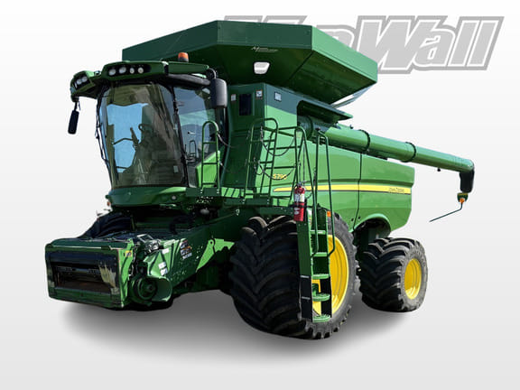 2018 John Deere S790 Equipment Image0