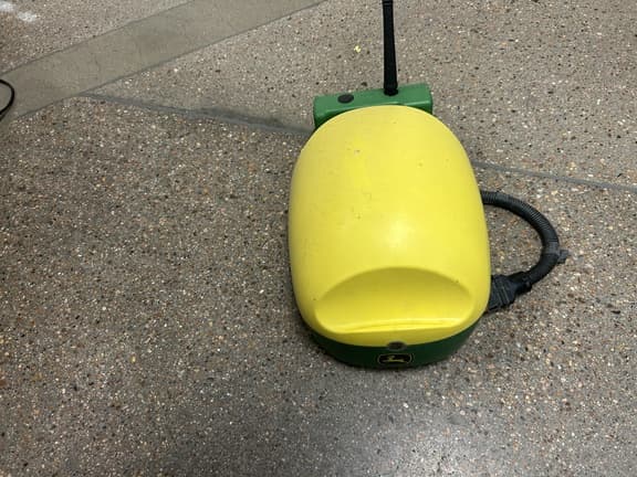 Image of John Deere StarFire 6000 equipment image 3