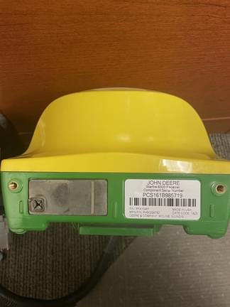 Image of John Deere StarFire 6000 equipment image 3