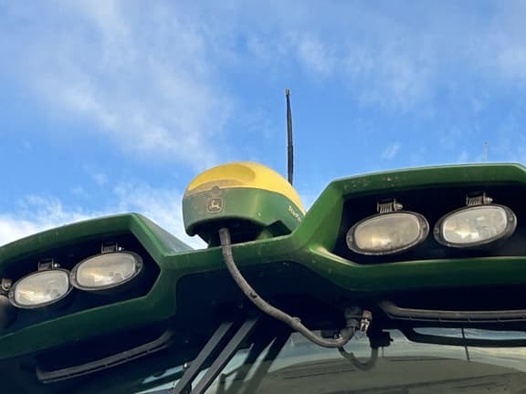 Image of John Deere StarFire 6000 equipment image 1
