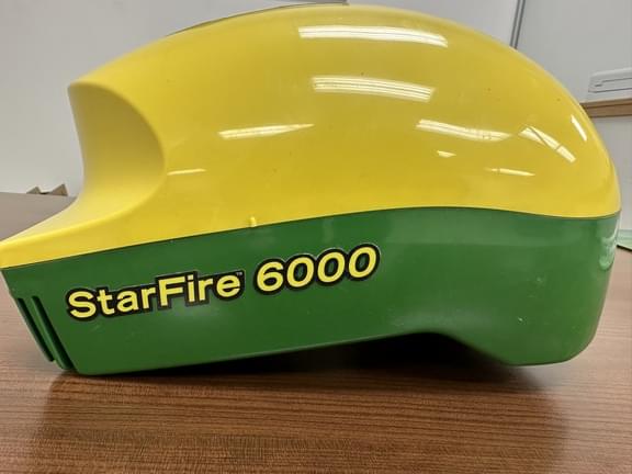Image of John Deere StarFire 6000 Image 0
