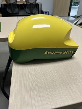 Image of John Deere StarFire 6000 Image 1