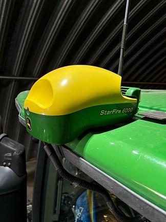 Image of John Deere StarFire 6000 equipment image 2