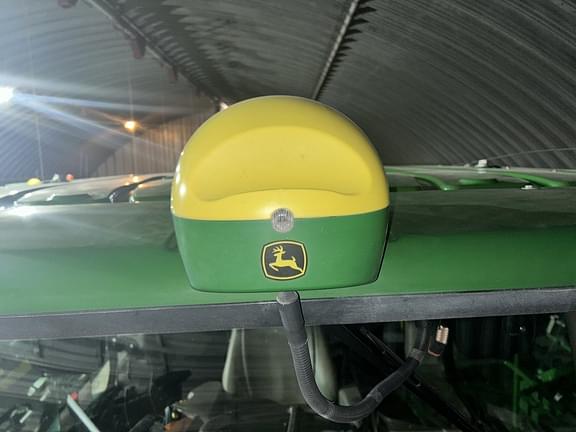 Image of John Deere StarFire 6000 equipment image 3