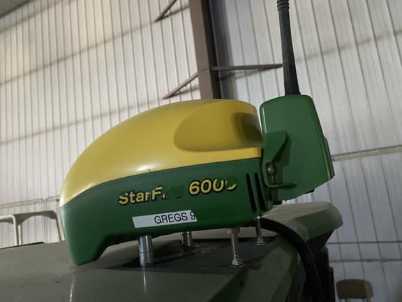 Image of John Deere StarFire 6000 equipment image 1
