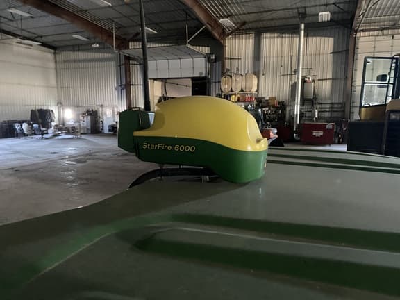 Image of John Deere StarFire 6000 equipment image 3