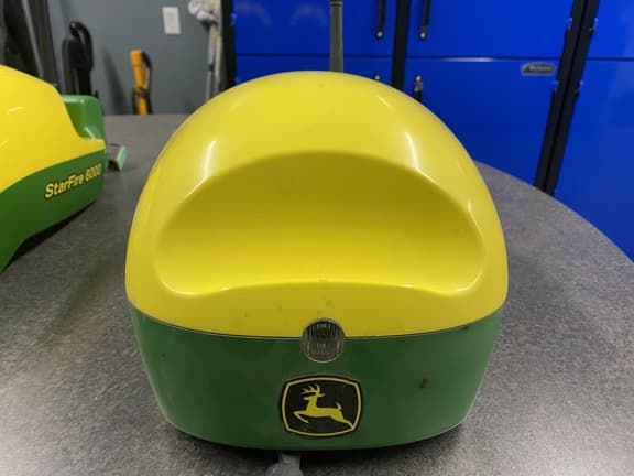 Image of John Deere StarFire 6000 Image 1