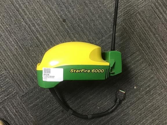 Image of John Deere StarFire 6000 Image 1