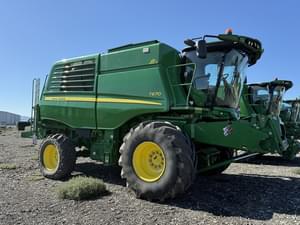 2018 John Deere T670 Image