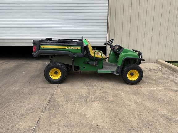 Image of John Deere Turf TX equipment image 2