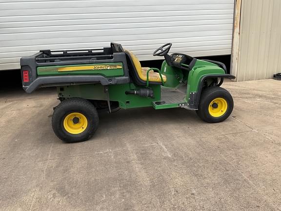 Image of John Deere Turf TX equipment image 2