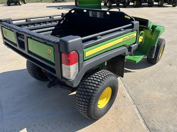 Image of John Deere Turf TX equipment image 4