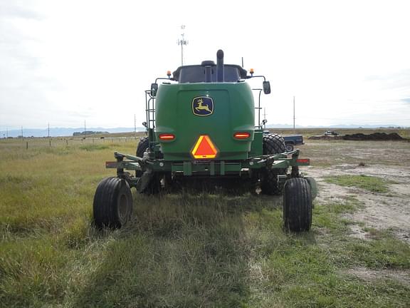 Image of John Deere W235 equipment image 3