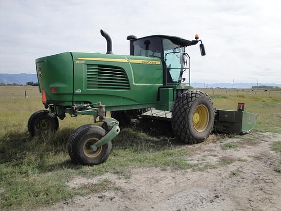 Image of John Deere W235 equipment image 2