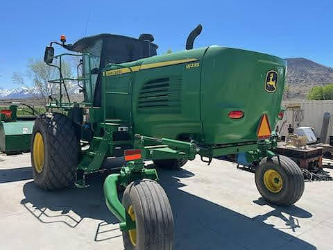 Image of John Deere W235 equipment image 2