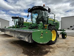 2018 John Deere W235 Image