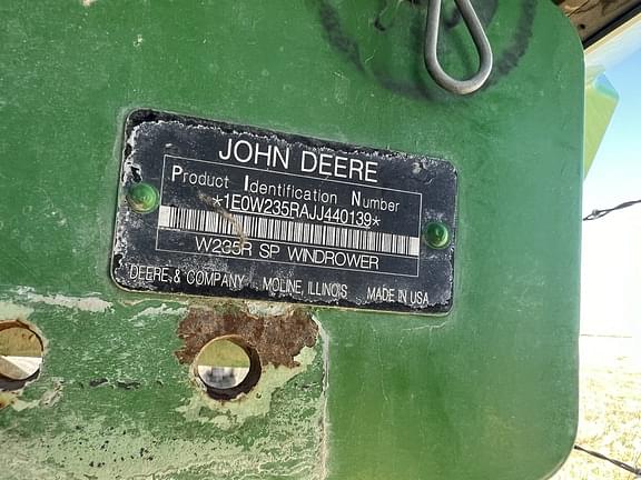 Image of John Deere W235 equipment image 1