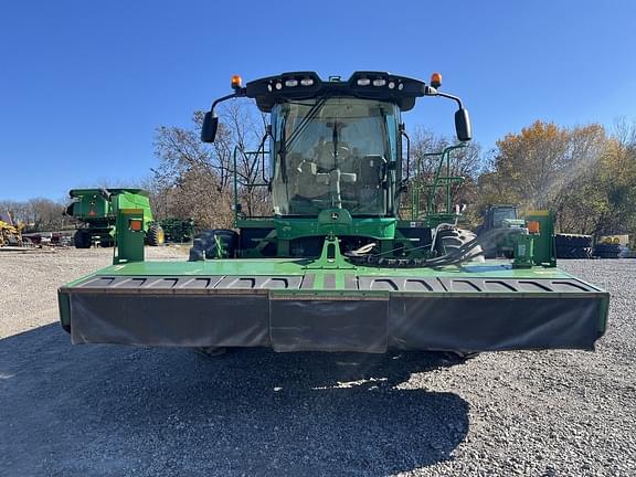 Image of John Deere W235 equipment image 4