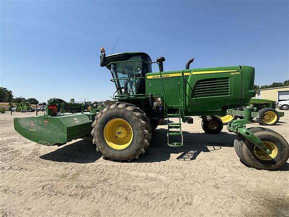 Image of John Deere W235 equipment image 3