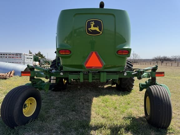 Image of John Deere W235 equipment image 3