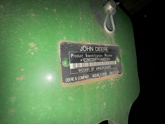 Image of John Deere W235 equipment image 4