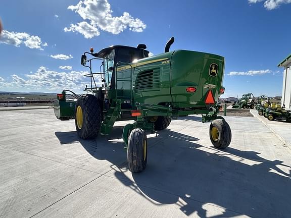 Image of John Deere W235 equipment image 2