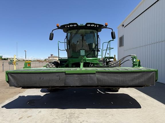 Image of John Deere W235 equipment image 2