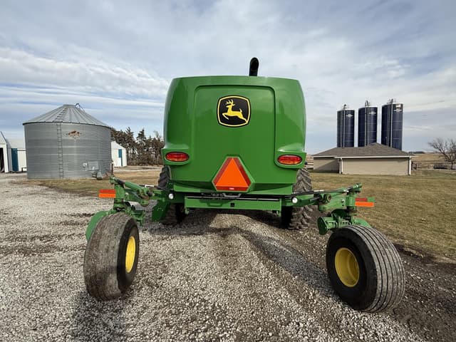 Image of John Deere W235 equipment image 3