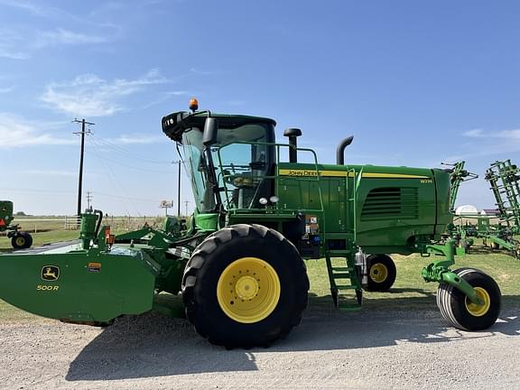 Image of John Deere W235 equipment image 1