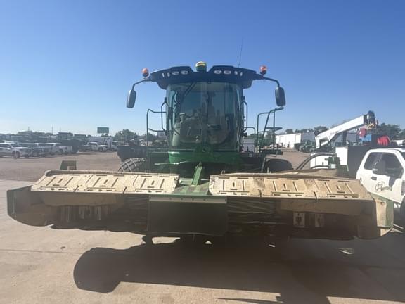 Image of John Deere W235 equipment image 3