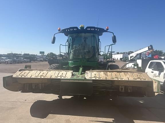 Image of John Deere W235R Primary image