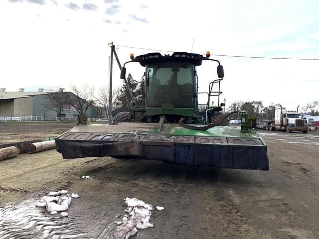 Image of John Deere W235R equipment image 1