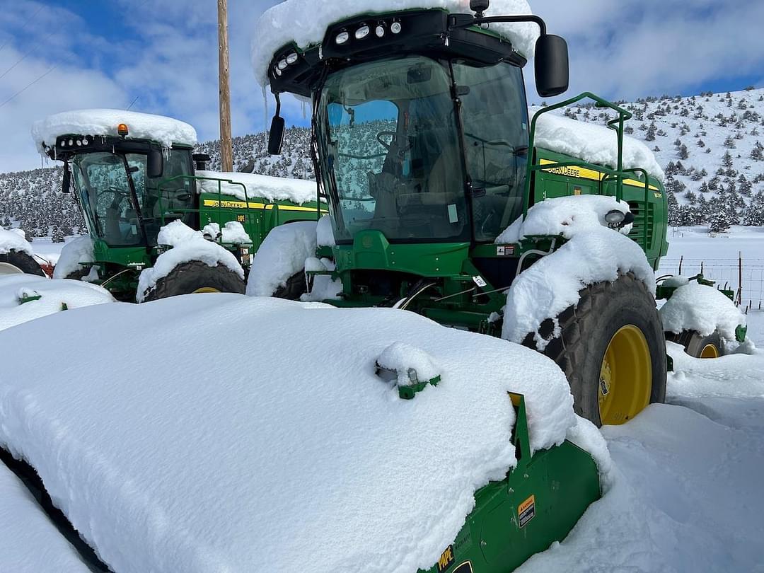 Image of John Deere W235R Primary image