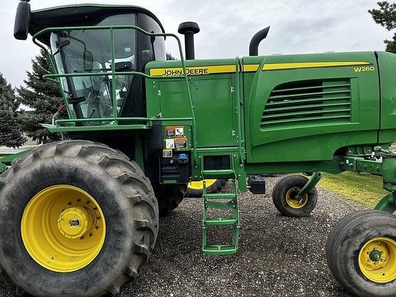 Image of John Deere W260 equipment image 4