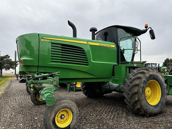 Image of John Deere W260 equipment image 1