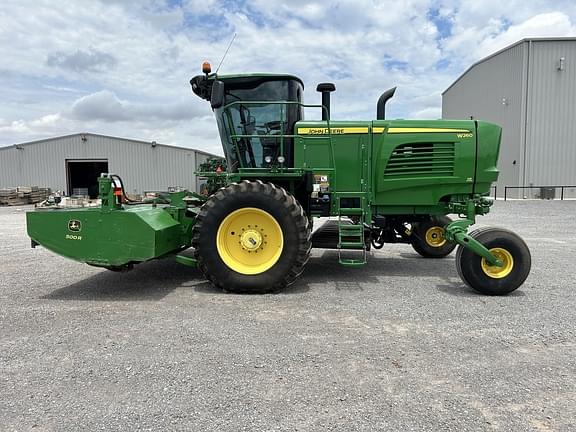 Image of John Deere W260 equipment image 1