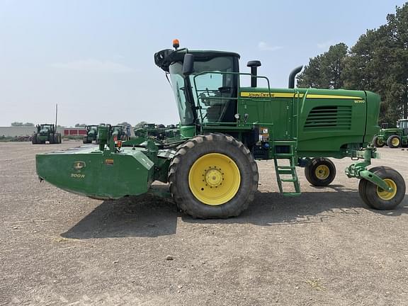 Image of John Deere W260 equipment image 3